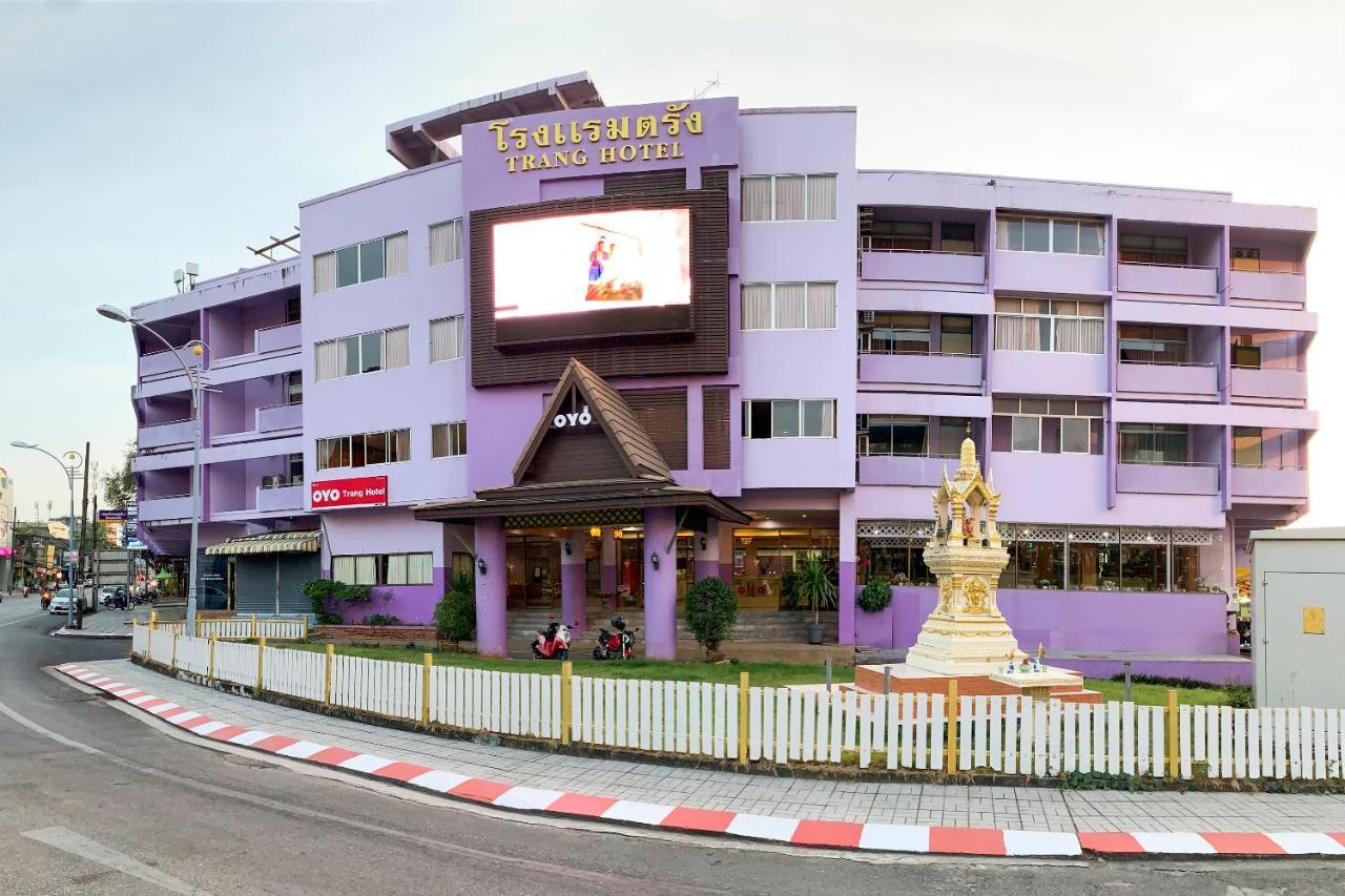 OYO 565 Trang Hotel Eksteriør bilde