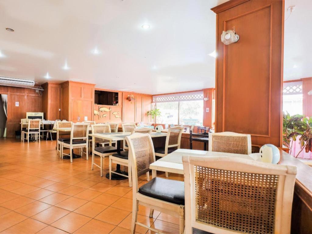 OYO 565 Trang Hotel Eksteriør bilde
