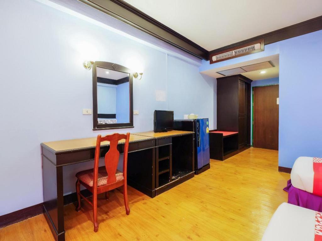OYO 565 Trang Hotel Eksteriør bilde