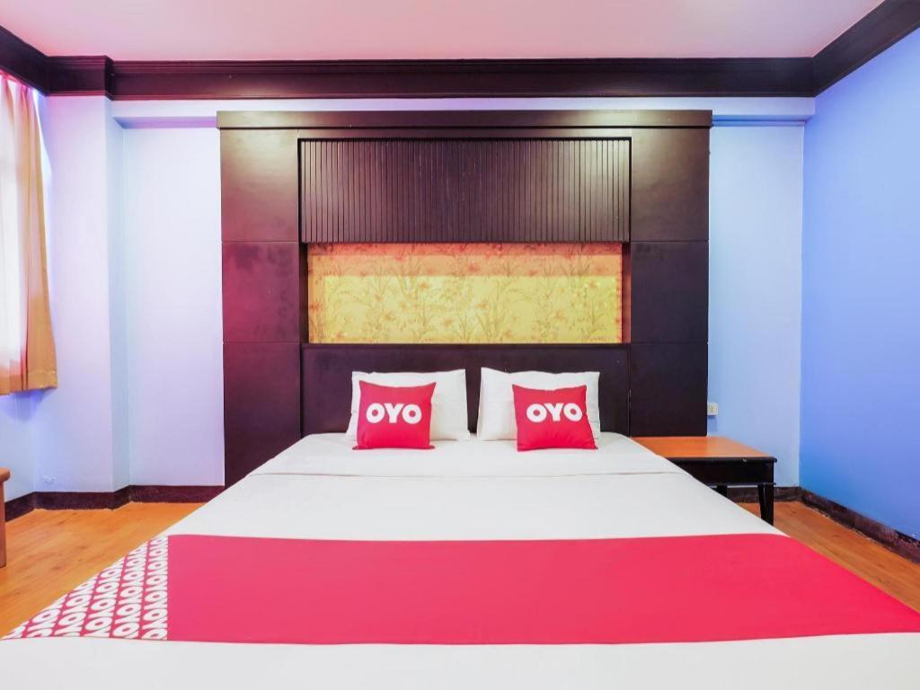 OYO 565 Trang Hotel Eksteriør bilde