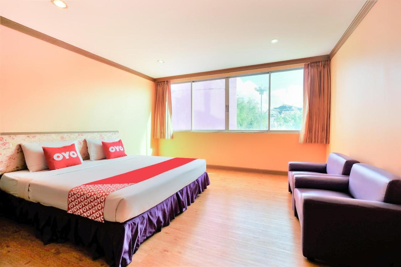OYO 565 Trang Hotel Eksteriør bilde